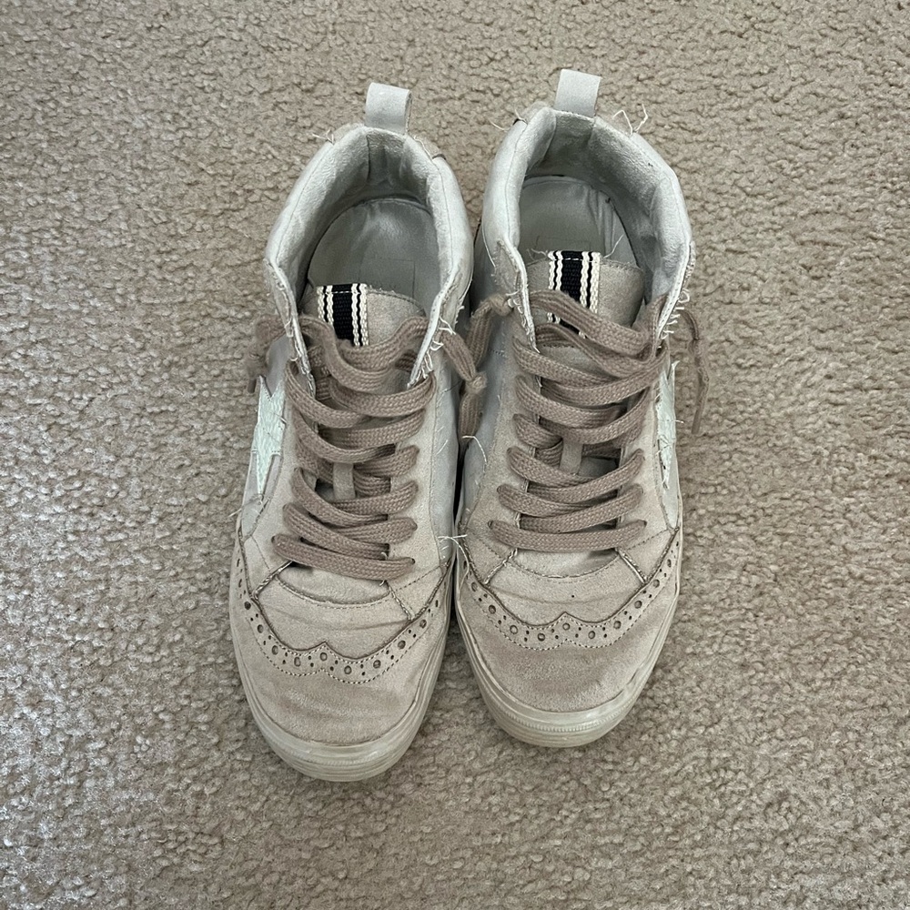ShuShop Sneakers